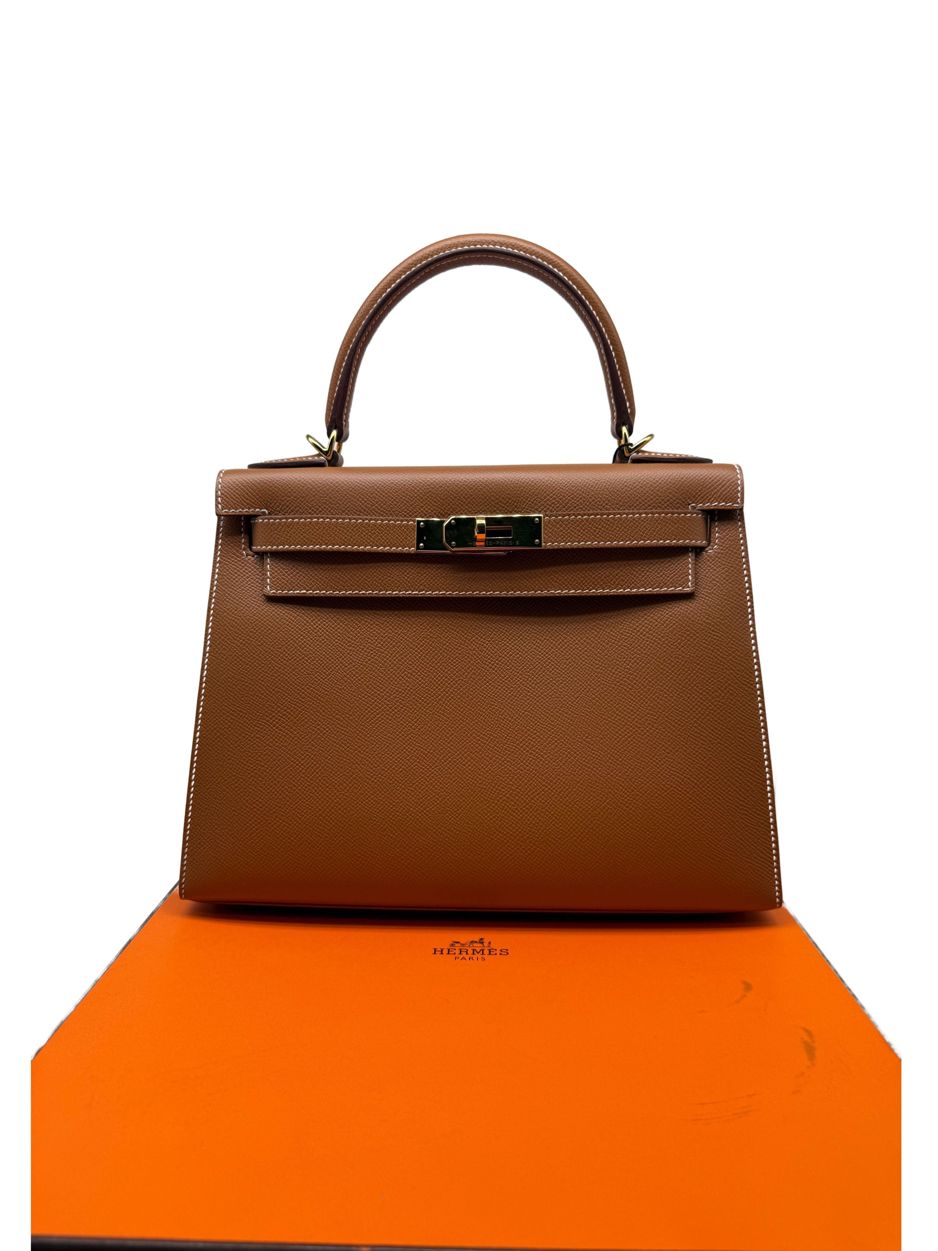 HERMES - Hermes Kelly 28 Sellier Gold Epsom leather with gold hardware