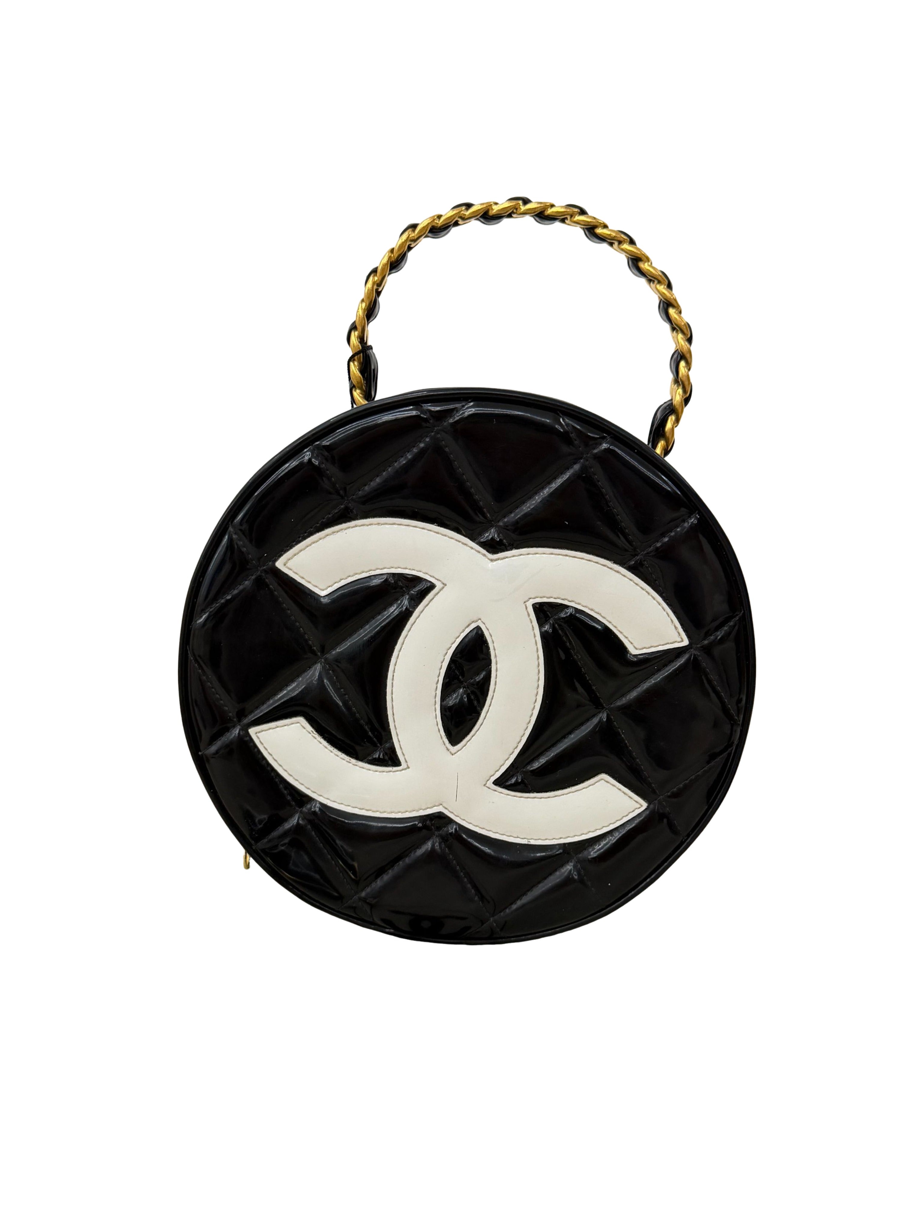 CHANEL - Chanel Patent CC Round Vanity Case