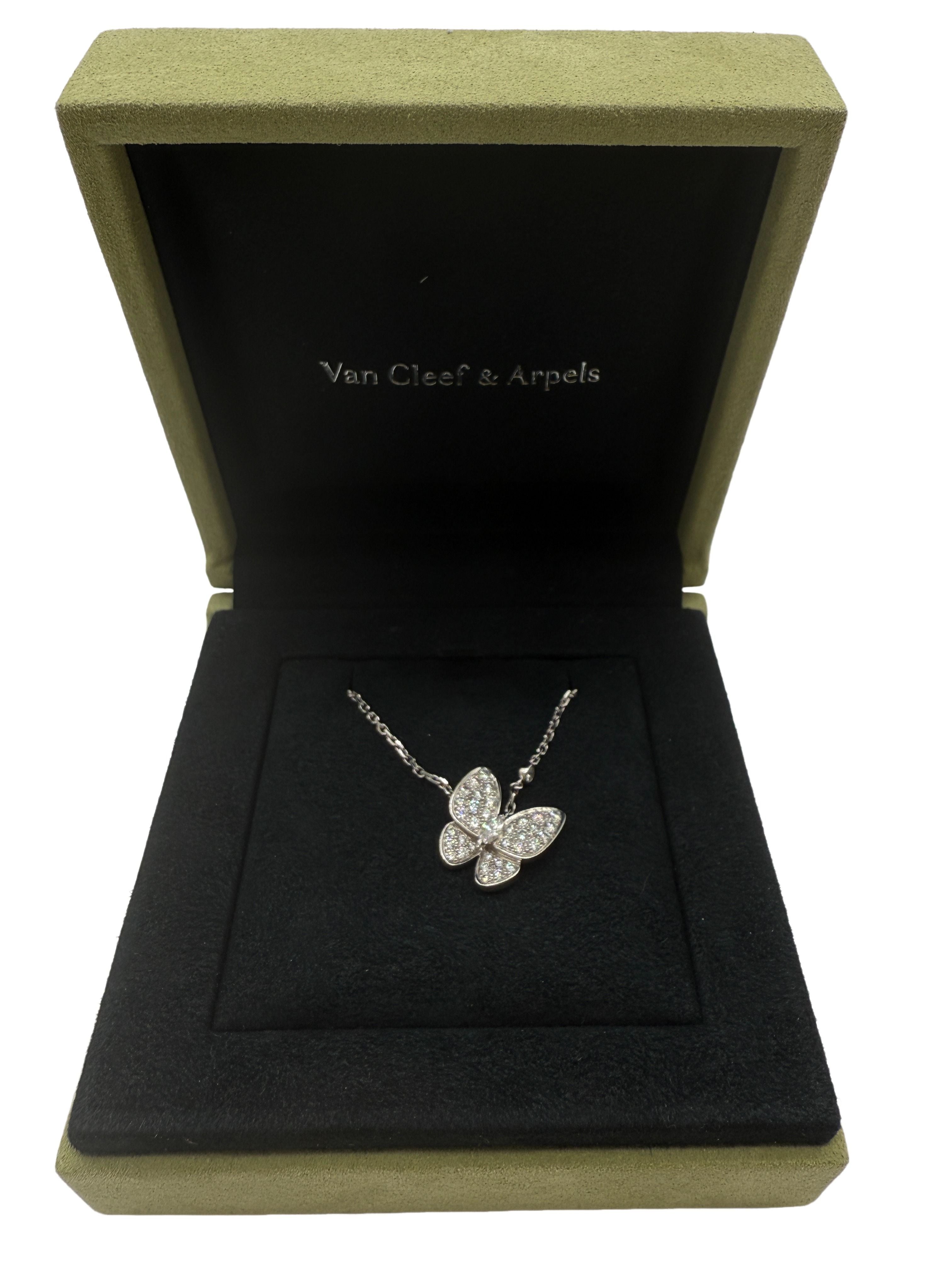 VAN CLEEF & ARPELS - Van Cleef & Arpels Butterfly pendant Diamonds/White Gold